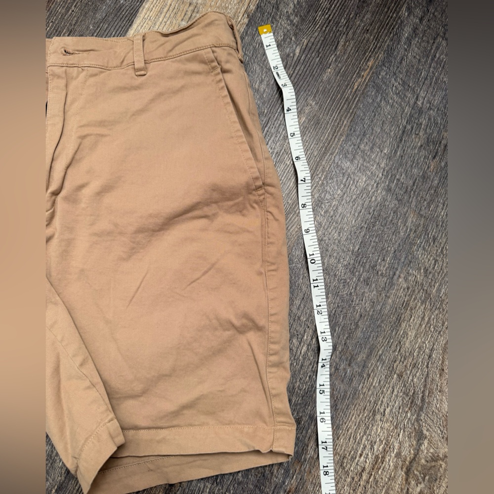 Men Shorts - Picture 5 of 8